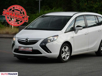 Opel Zafira 1.8 benzyna 115 KM 2014r. (Kampinos)