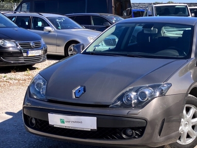 Renault Laguna III Hatchback 1.5 dCi 110KM 2010