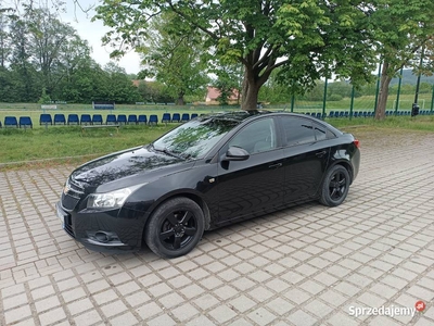 Sprzedam Chevroleta Cruze w bdb stanie technicznym