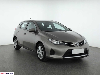 Toyota Auris 1.3 97 KM 2014r. (Piaseczno)