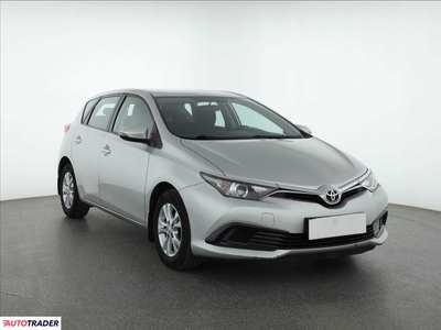 Toyota Auris 1.3 97 KM 2015r. (Piaseczno)