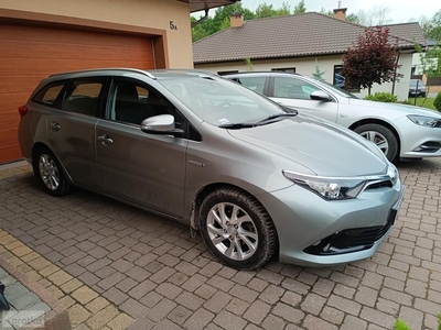 Toyota Auris II 1.8 HYBIRD