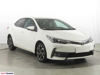 Toyota Corolla 1.6 130 KM 2017r. (Piaseczno)