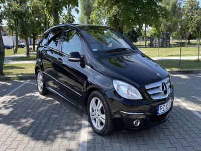 Mercedes B200 B-klasa 2.0 140ps Navi Skóry Zarejestrowany