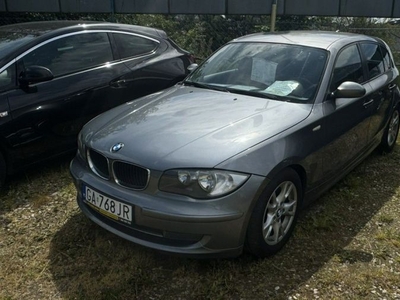 BMW Bmw 118 i 143 KM klimatronik 5 drzwi fotele sport ładna serwis zamiana