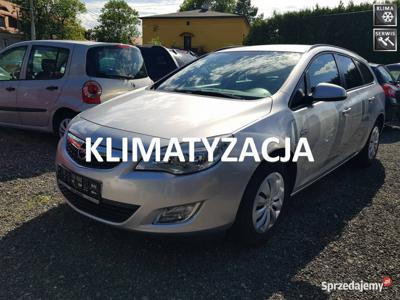 Opel Astra Klimatyzacja / Tempomat / Komputer J (2009-2019)