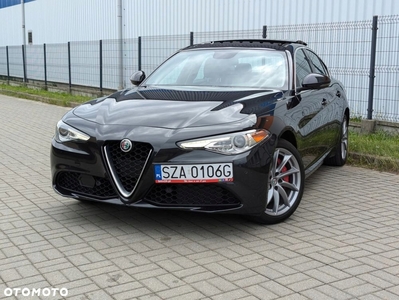 Alfa Romeo Giulia II Sedan 2.0 TBi 280KM 2017