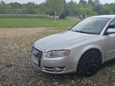 Audi a4 b7 2.7 230km