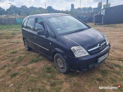 MERIVA Z GAZEM 2003r