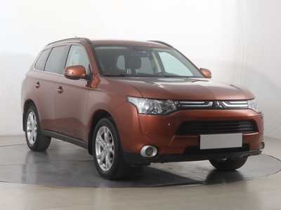 Mitsubishi Outlander III , Salon Polska, 7 miejsc, Xenon, Klimatronic, Tempomat,