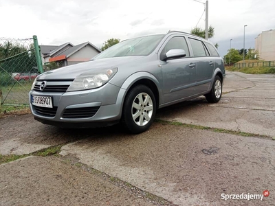 Opel Astra H Kombi 1.6 Benzyna 2004