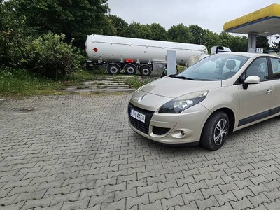 Renault scenic 1.5d klimą