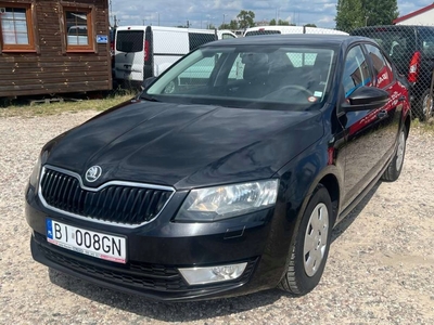 Skoda Octavia II Hatchback Facelifting 1.6 TDI CR DPF 105KM 2013