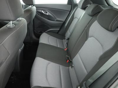 Hyundai i30 2020 1.5 DPI 75185km ABS klimatyzacja manualna