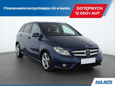 Mercedes Klasa B W246 Sports Tourer 180 BlueEFFICIENCY 122KM 2011