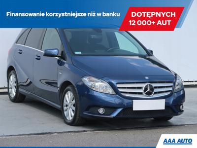 Mercedes Klasa B W246 Sports Tourer 200 BlueEFFICIENCY 156KM 2011