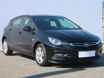 Opel Astra 2018 1.4 T 25708km Ambiente