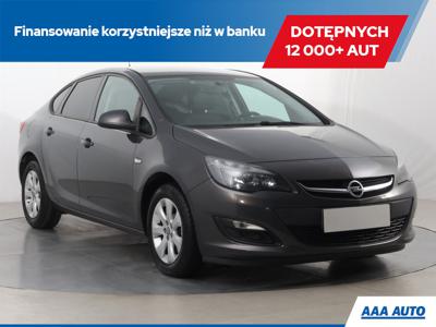 Opel Astra J Sedan 1.4 Turbo ECOTEC 140KM 2015