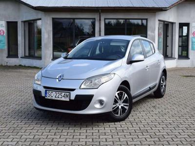 Renault Megane III Hatchback 1.6 16v 110KM 2010