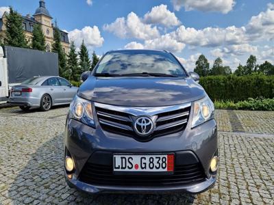 Toyota Avensis III Wagon Facelifting 1.8 Valvematic 147KM 2013