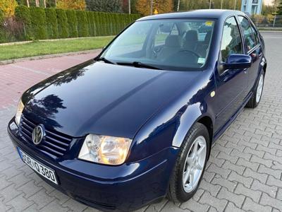 Volkswagen Bora Sedan 2.0 115KM 1999