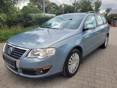 Volkswagen Passat B7 Variant 2.0 TDI CR DPF BlueMotion 140KM 2010