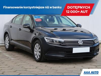 Volkswagen Passat B8 Limousine 2.0 TDI BlueMotion Technology 150KM 2018