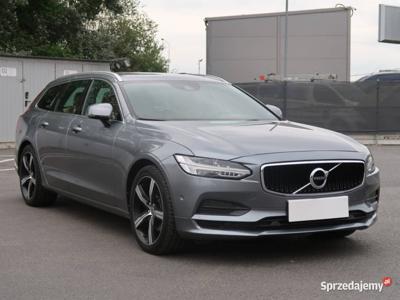 Volvo V90 D3