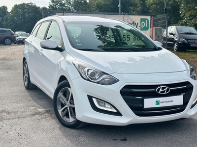 Hyundai i30 II