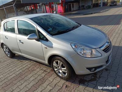 Corsa D 1.3 2011r.