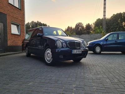 Karawan pogrzebowy mercedes-benz w210