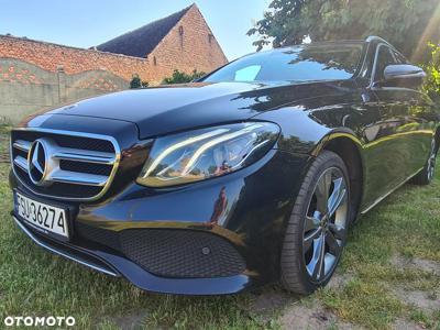 Mercedes-Benz Klasa E 220 d T 9G-TRONIC