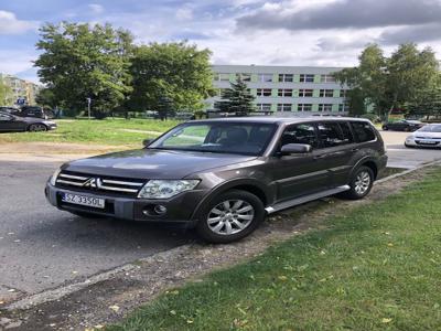 Mitsubishi pajero mont blanc 200hp