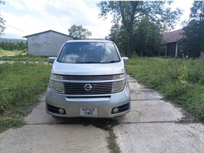 Nissan elgrand okazja 4x4