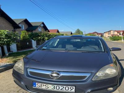 Opel Zafira b 2006