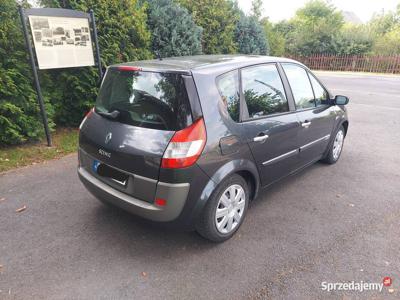 Renault Scenic 2,0 turbo z gazem