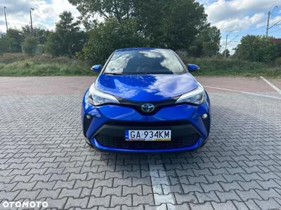 Toyota C-HR Hybrid Style Selection