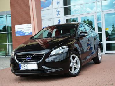 Volvo V40 15r.2,0D Zarejestrowany Bi-Xenon LED Wirtualny Kokpit Nawi