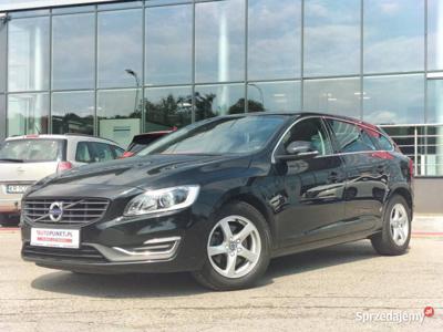 Volvo V60, 2017r. SalonPL | Fv23% | Serwisowany