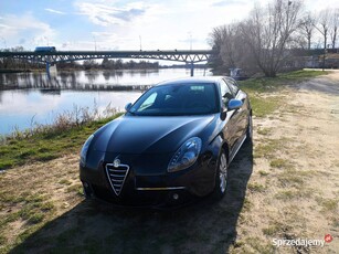 Alfa Romeo Julietta 2012 Czarny