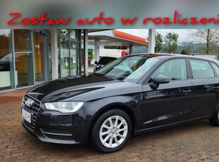 Audi A3 8V Hatchback 3d 1.6 TDI 105KM 2014