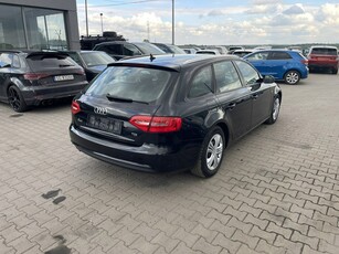 Audi A4 B8 Avant Facelifting 2.0 TDI 143KM 2013