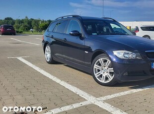 BMW Seria 3 318i Touring