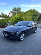 BMW Seria 3 320d Touring Sport Line