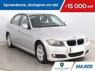 BMW Seria 3 E90-91-92-93 Limuzyna E90 318i 143KM 2009