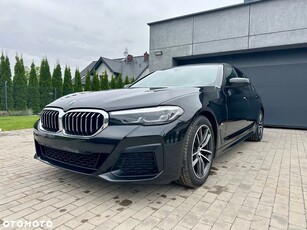 BMW Seria 5 520d M Sport sport