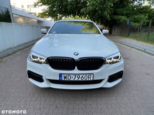 BMW Seria 5 520d xDrive M Sport sport