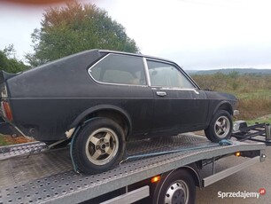 Fiat 128 coupe 3p , komplet foteli