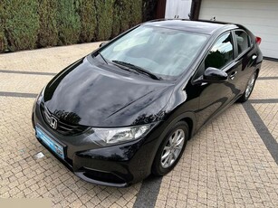 Honda Civic IX Hatchback 5d 1.4 i-VTEC 100KM 2013