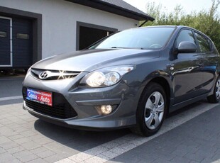 Hyundai i30 I CW Facelifting 1.6 CRDi 90KM 2011